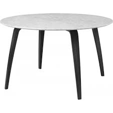 Table à manger ronde en marbre. Gubi Table A Manger Marbre Ronde Nunido