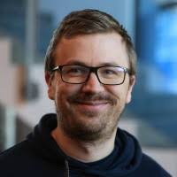 400+ profilů „Schatt“