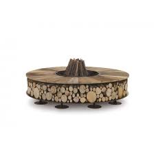 Pin Auf Feuerstellen Warme Fackeln Und Licht Fur Den Garten Und Outdoorbereiche Outdoor Heating Fireplaces