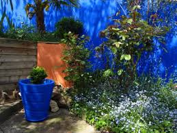 Papier peint déco poster bleu majorelle 3 x 2,70 m | déco et photo murale xxl qualité hd scenolia. Photos Murs Exterieurs Bleu Majorelle La Suite Blog Color Rare