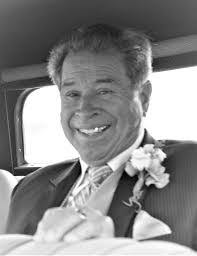 Arnold Mota's Instagram, Twitter & Facebook