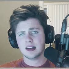 Alex Corl's Instagram, Twitter & Facebook