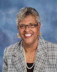 Bernita Dunn's Instagram, Twitter & Facebook