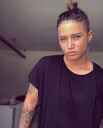 Pin By Arenda Westerveld On Hair Style Tomboy Hairstyles Short Hair Styles Undercut Hairstyles Women