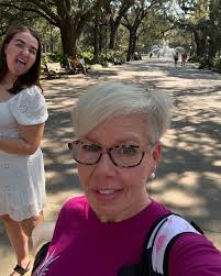 I love seeing behind the scenes pics when I due a session. Today was a  studio session for some updated website pics! Dance photography is one of  my favorites to do! Shelly