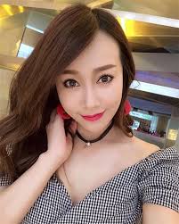 Jun 12, 2021 · 大s和汪小菲結婚10年，日前突然爆出婚變，怎料昨（11日）大s在私人ig暴走，怒吼自己的ig跟微博都被鎖，「我們被集體屠殺了！蔡！屠殺我們. æž—ä½©ç'¤æŒ–å‡ºæ˜Ÿå…‰äºŒç­12å¹´å‰å«©ç…§ å¥¹çˆ†å¥¶åš‡å„æ›¾æ²›æ…ˆ å¤©å'€ å¨›æ¨‚æ˜Ÿèž