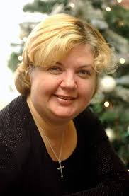 Woman's life spiralled after £500k lottery win as friends called it 'worst'  curse