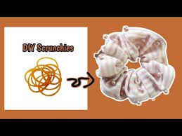 2 cara bikin scrunchies dari karet gelang (tanpa jahit dan jahit) ide bisnis + tips jahitan. Diy Scrunchies Tanpa Mesin Jahit Jahit Ikat Rambut Dari Karet Gelang Youtube Mesin Jahit Gelang Karet Ikat Rambut