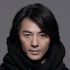 Ekin Cheng 鄭伊健- #Repost @karenalamkayan with @repostapp ・・・ 欣:  今日同我一齊做野係唔係好開心呢？ @ekin_cheng_official 請回答？ @karenalamkayan 😳😳😂😂😂  #PhilipsHK #innovationandyou #abetternow