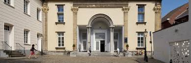 Maastricht university (um) is a public research university located in minderbroedersberg, netherlands. Maastricht University Wun