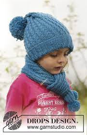 Strikket Drops Lang Lue Og Skjerf I Merino Extra Fine Med Diagonalt Vrbord Monster Str 3 Til 12 Ar Drops Design Knitting Hat And Scarf Sets Kids Hats