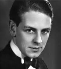 Who is Ursula Jeans dating? Ursula Jeans boyfriend, husband