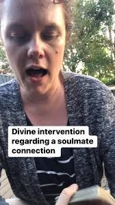 Elaine Deleon's Instagram, Twitter & Facebook