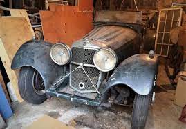 Pin On Barn Finds