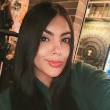 Efren Chavez's Instagram, Twitter & Facebook