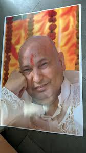 Are u the person who still manages to smile amidst chaos in ur daily life?  When ur heart is full of pain and ur eyes brimmed with tears😭 but u  soldier on