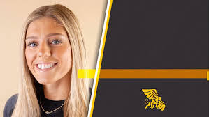 Abby Dickey's Instagram, Twitter & Facebook