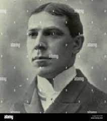 Alfred Do's Instagram, Twitter & Facebook