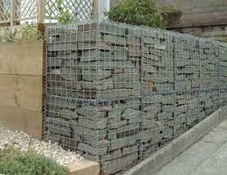 Outdoor stone wall design ideas. Goodshomedesign