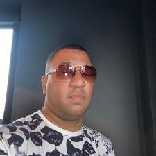 What to do if the National Guard shows up.This isn't about taking a  political stance—I'm not here for that. What matters most to me is how we  respond as a community if