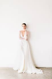 Sleek Bridal Editorial Inspires Minimalist Elegance For The Modern Bride Once Wed Modern Bridal Gowns Minimalist Bride Modern Bridal