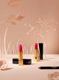 Paper Artist Virginie Brachet For Chanel Decors Floral En Papie Decoupe Photography By Metz Cosmetics Photography Chanel Beauty Beauty Products Photography