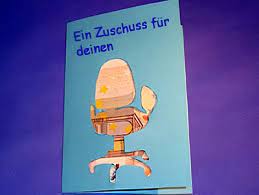 Als geschenk zur hochzeit setzt du ein geldgeschenk besonders schick in szene, wenn du passend zum brautpaar die geldscheine zu einem kleid und zu einem hemd faltest. Geldgeschenk Fur Einen Burostuhl Basteln Gestalten