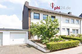 Das günstigste angebot beginnt bei € 169.000. Phi Aachen Zuhause Sein Ehrliches Familienhaus Mit Wohlfuhlgarten In Stolberg Munsterbusch Immobilienmakler Aachen Immobilien Kaufen Haus Verkaufen