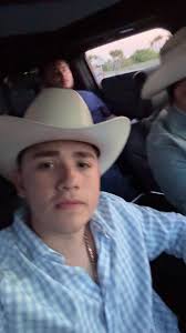 Cuantos Años Tiene Leonel Espinoza