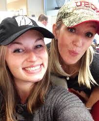 Ashley Muench's Instagram, Twitter & Facebook