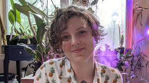 Ashley Yow's Instagram, Twitter & Facebook