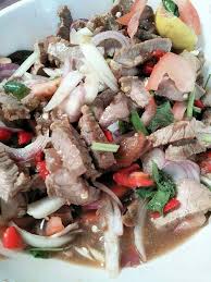 Hiaskan dengan daun sup dan bawang goreng. Resepi Kerabu Daging Bakar Air Asam Resepi Memikat Suami Facebook