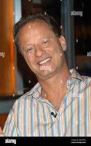 Tom Gerhardt's Instagram, Twitter & Facebook