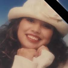 En el "live" de mañana vamos a estar preparando cheesecake frito! Si  quieres prepararlo conmigo por aqui te dejo los ingredientes que necesitas:  plantillas de harina (de las que se usan para