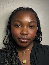 Cierra Bean's Instagram, Twitter & Facebook