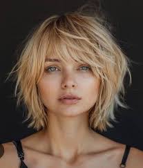 Jennifer Tuton's Instagram, Twitter & Facebook