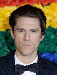 Aaron Tveit, Sutton Foster to join 'Sweeney Todd'