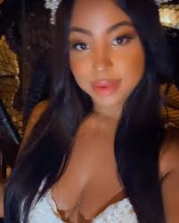 🐚 𝒏𝒖𝒎𝒆𝒓𝒐𝒍𝒐𝒈𝒚, 33 𝒊𝒔 𝒄𝒐𝒏𝒔𝒊𝒅𝒆𝒓𝒆𝒅 𝒂 "𝒎𝒂𝒔𝒕𝒆𝒓  𝒏𝒖𝒎𝒃𝒆𝒓." 𝑰𝒕 𝒓𝒂𝒅𝒊𝒂𝒕𝒆𝒔 𝒉𝒂𝒓𝒎𝒐𝒏𝒊𝒐𝒖𝒔 𝒂𝒏𝒅  𝒄𝒂𝒓𝒊𝒏𝒈 𝒆𝒏𝒆𝒓𝒈𝒚, 𝒆𝒎𝒑𝒉𝒂𝒔𝒊𝒛𝒊𝒏𝒈 𝒕𝒉𝒆  𝒊𝒎𝒑𝒐𝒓𝒕𝒂𝒏𝒄𝒆 𝒐𝒇 𝒉𝒆𝒍𝒑𝒊𝒏𝒈 𝒐𝒕𝒉𝒆𝒓𝒔 𝒂𝒏𝒅  𝒇𝒐𝒔𝒕𝒆𝒓𝒊𝒏𝒈 𝒖𝒏𝒊𝒕𝒚. 𝑰𝒕 𝒂𝒍𝒔𝒐 𝒑𝒓𝒐𝒎𝒐𝒕𝒆𝒔  𝒄𝒓𝒆𝒂𝒕𝒊𝒗𝒊𝒕𝒚 𝒂𝒏𝒅 ...