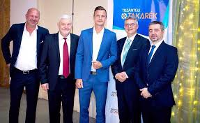 A börtönnel fenyegetett milliárdos szerint nevetséges és megalapozatlan az ügyészség vádja, a szálakat pedig csányi sándor. Marcinak Nagyon Hianyzott A Magyar Husleves Nyiregyhazi Borozo Part 3