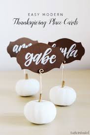 Bend one eye in front of the other. 25 Easy Diy Thanksgiving Place Card Ideas And Templates