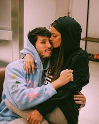 A lo largo del verano del 2019 volvieron a escucharse noticias sobre una relación de yatra y tini. Es Oficial Sebastian Yatra Y Tini Stoessel Son Novios