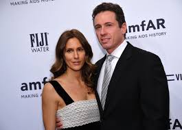 Maybe you would like to learn more about one of these? Chris Cuomo Thanks Dr Sanjay Gupta S Daughter Soleil Who Made A Mask For Him