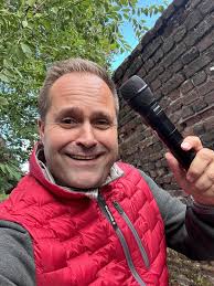 Schönes Wochenende ☀️ Heute zweimal im #schlager in #nrw im Einsatz! Los  geht's beim letzten Open Air der #partytour in diesem Jahr in Oberhausen,  am Abend geht's dann in Duisburg auf die