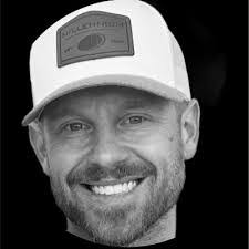 Mike Barnum's Instagram, Twitter & Facebook