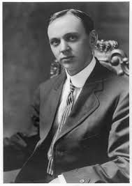 They also have remarkable astrological similarites, with the inner planets on both charts appearing in almost exactly the same. Edgar Cayce David Wilcock Famiglia Xoincinze Wilcock Cayce Wynn Free Explores The Remarkable Parallels Between The Work Of David Wilcock And The Legendary Edgar Cayce While He Builds A Convincing