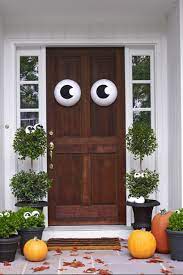 This is one of the outdoor halloween decorations you may not have heard of. 55 Best Outdoor Halloween Decoration Ideas Creative Halloween Front Yard Decorating