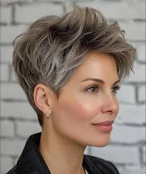 Beauty Secrets of the Perfect Pixie Haircut