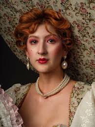 ✨ Vestigios de grandeza ✨ La opulencia del pasado revive. 🔹 Pasarela  Vestigios de Grandeza 👗 Diseño: @virginia_gonzalez9 📸 Fotografía:  @mmanzomendoza 💄 Maquillaje: Itep Estilistas 👠 Modelo: @_dania.miranda  🏛️ Agencia de modelos: @