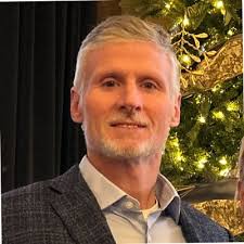 So blessed to be here with Kellie Jordan, who runs our Houston office and  is a partner, and Timothy Hardman, MBA, our Director of Business  Development. Hart Energy's Women in Energy awards