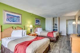 Come Out And See The Great Fireworks Display Broadway At The Beach S Seasonal Fireworks Extravaganzas Is Brou Myrtle Beach Hotels Myrtle Beach Sc Myrtle Beach